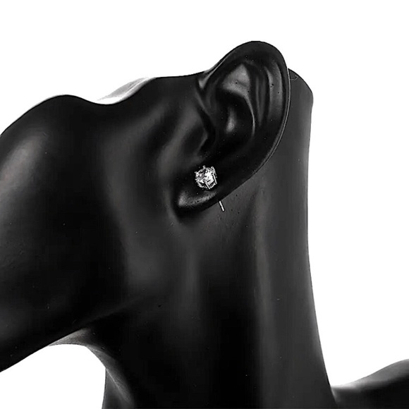 🔵𝟲𝟱%𝗢𝗙𝗙 𝗯𝘂𝗻𝗱𝗹𝗲𝘀 𝟯+🔵 NEW CZ Round Cut Classic Stud Earrings - Picture 6 of 9